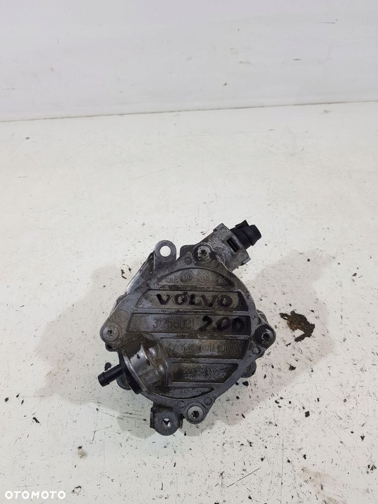 pompa vacum 31258031 volvo v60 v70 s60 2.0d - 1
