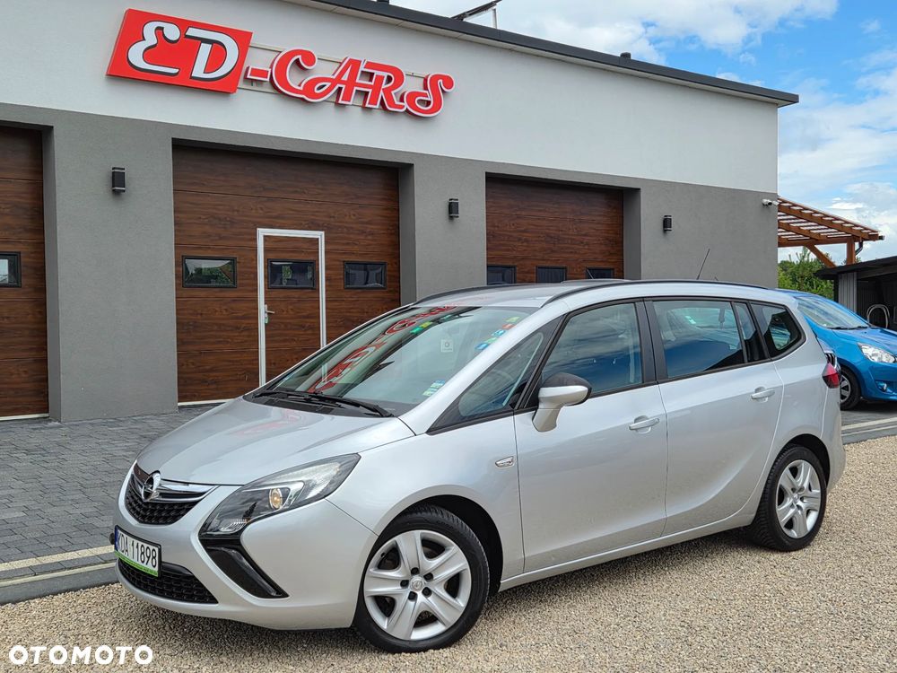 Opel Zafira - 1