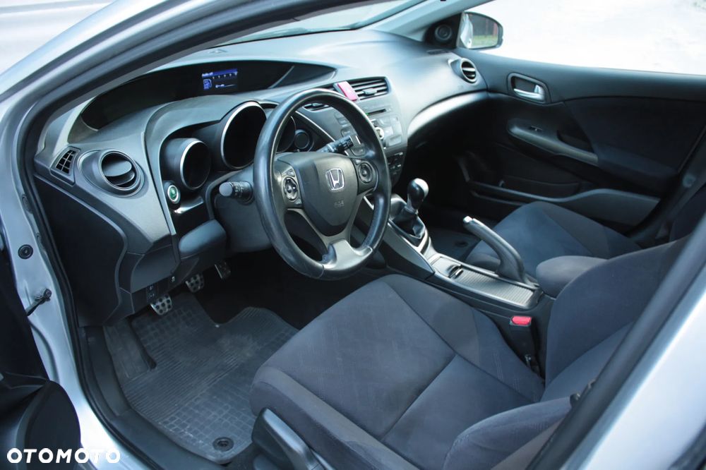 Honda Civic 1.8 Sport - 21