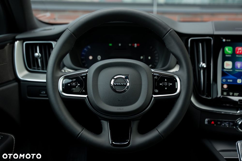 Volvo XC 60 B5 B AWD Ultimate Dark - 29