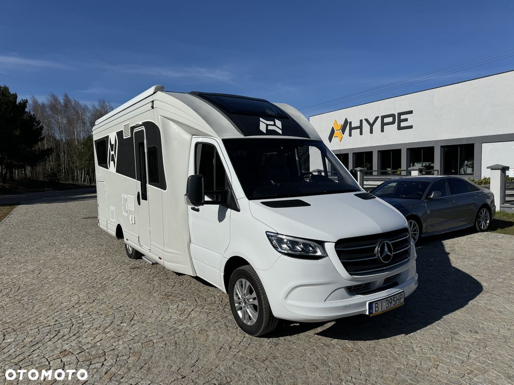 Mercedes-Benz Sprinter - 1