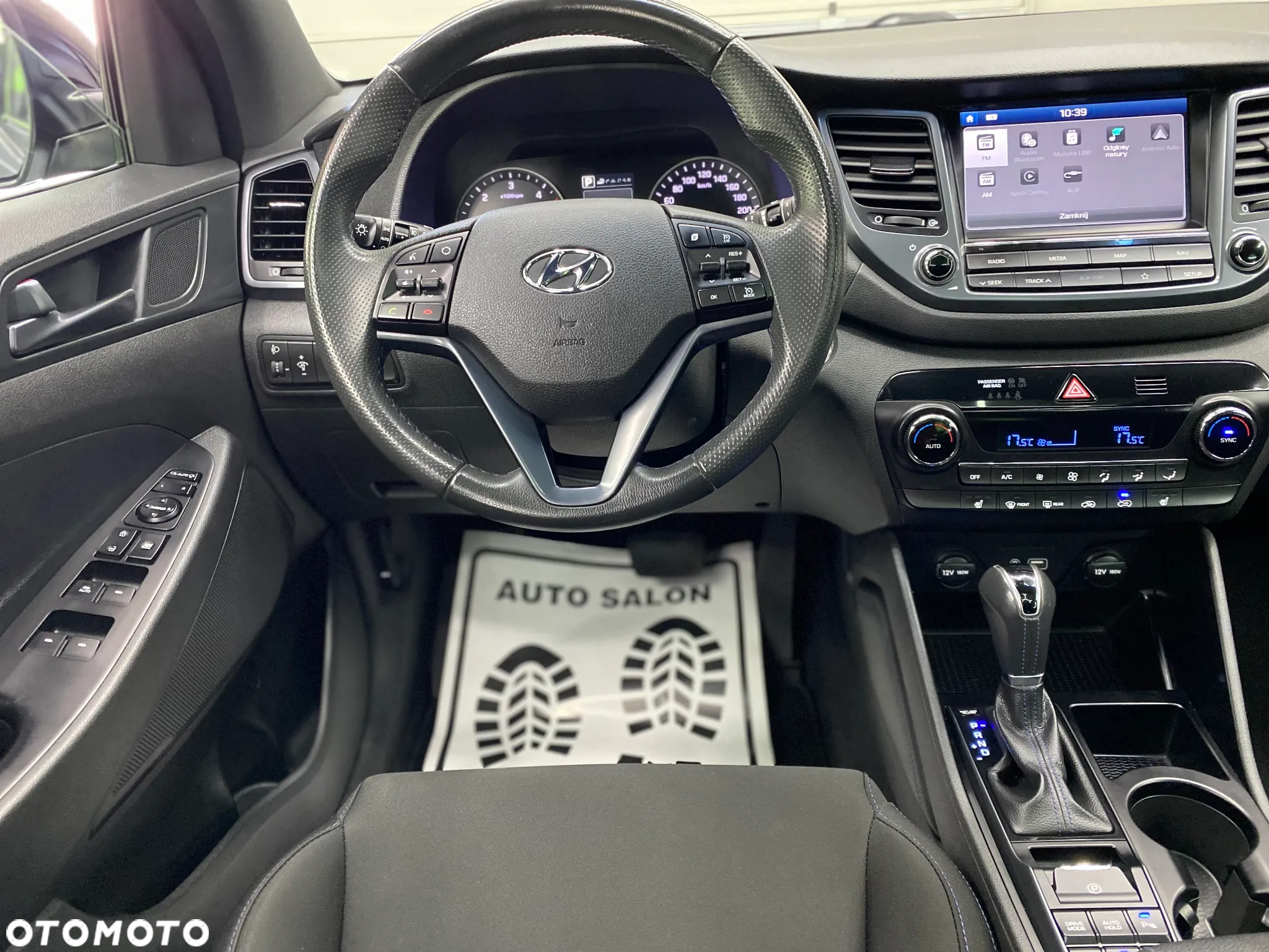 Hyundai Tucson blue 1.7 CRDi 2WD DCT Premium - 30