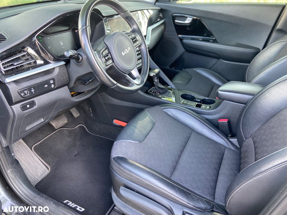 Kia Niro 1.6 GDI HEV 2WD OPF Aut. Vision - 21