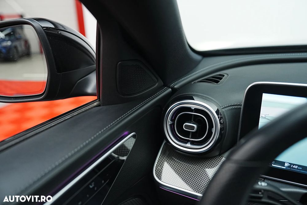 Mercedes-Benz C 200 9G-TRONIC AMG Line - 29