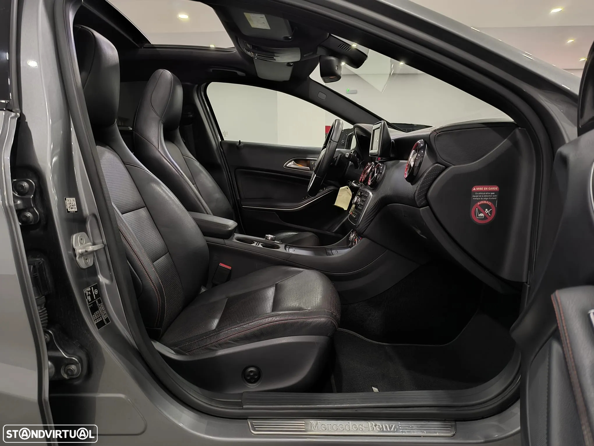 Mercedes-Benz A 220 CDI (BlueEFFICIENCY) 7G-DCT AMG Sport - 25