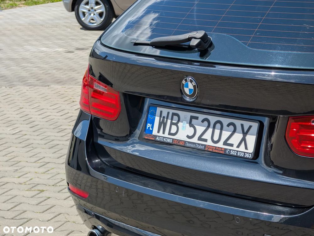 BMW Seria 3 318d Edition Luxury Line Purity - 15