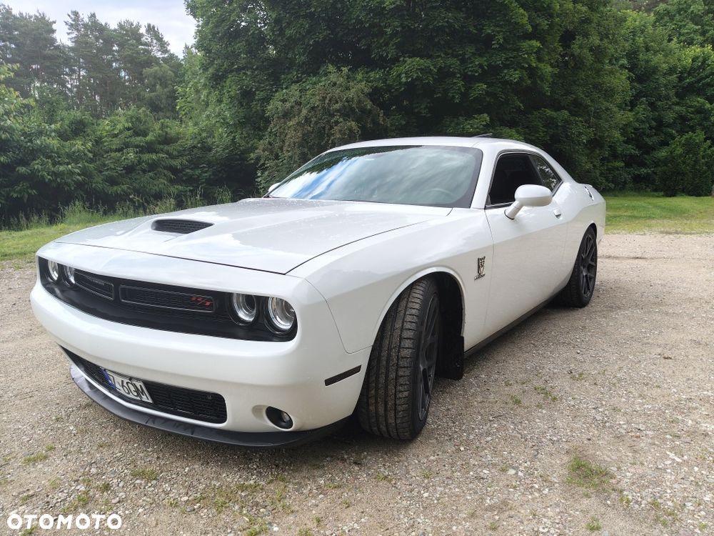 Dodge Challenger - 7
