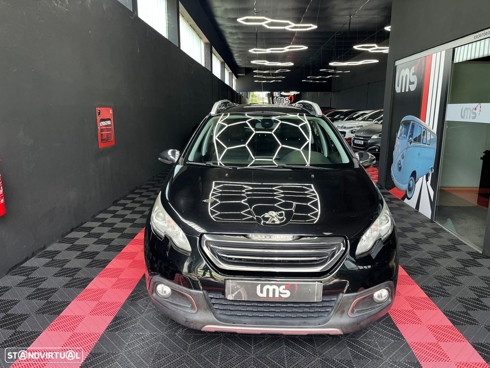 Peugeot 2008 1.2 PureTech Allure - 2