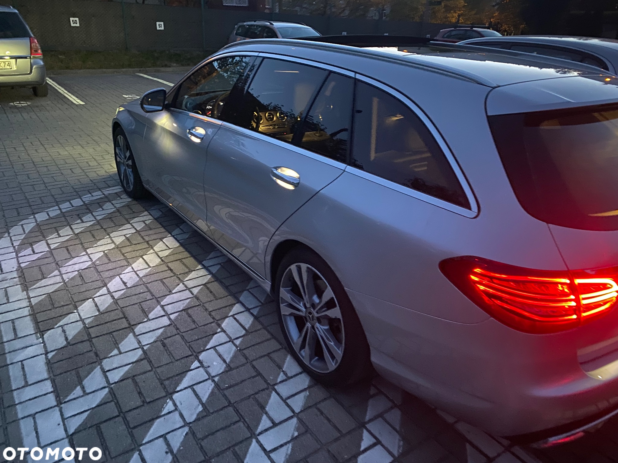 Mercedes-Benz Klasa C 220 d T 9G-TRONIC Exclusive - 32