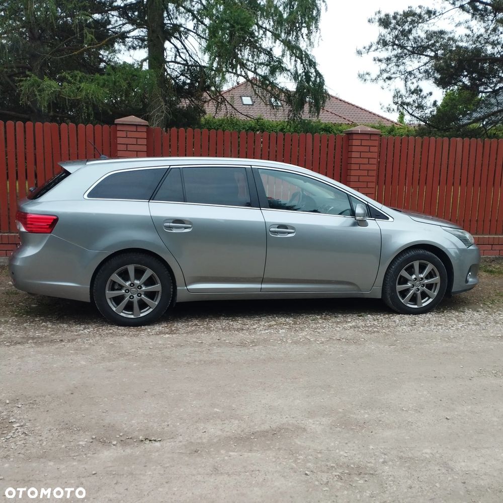 Toyota Avensis 2.0 D-4D Edition - 3