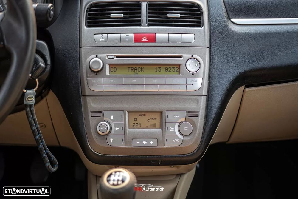 Fiat Linea 1.3 M-Jet Emotion - 18
