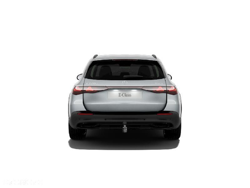 Mercedes-Benz Klasa E - 4