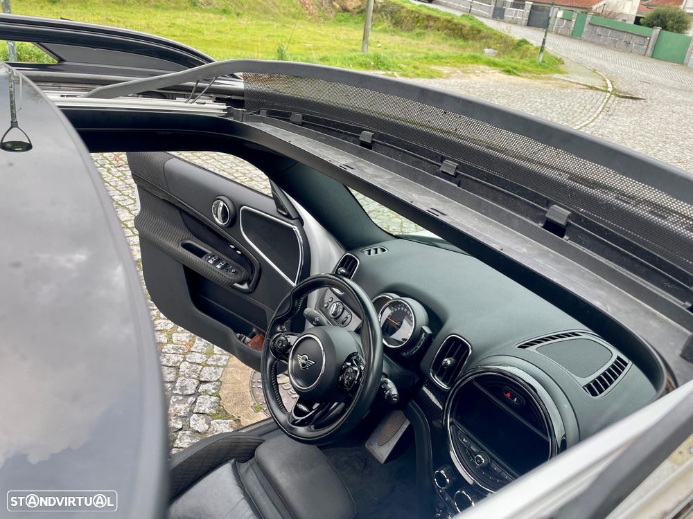 MINI Countryman Cooper SE ALL4 Auto - 2