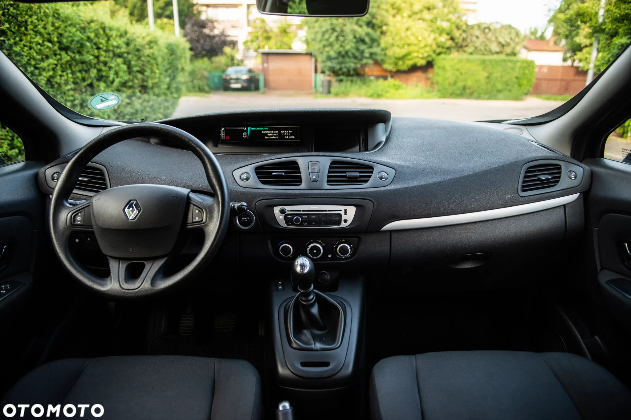 Renault Scenic 1.6 16V 110 Dynamique - 28