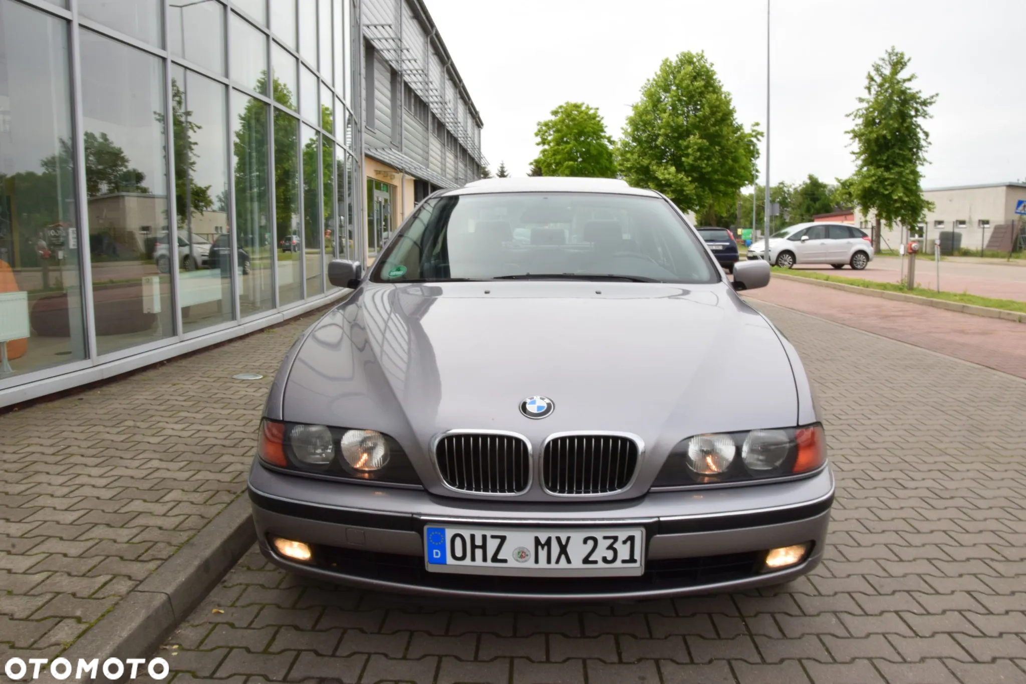 BMW Seria 5 523i - 39