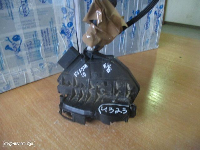 Fecho 8A6AA21813AE FORD FIESTA 2010 FE 5 PINOS FORD FIESTA 6 FASE 1 2010 1.6TDCI 90CV 5P PRETO F ESQ 5 PINOS - 5