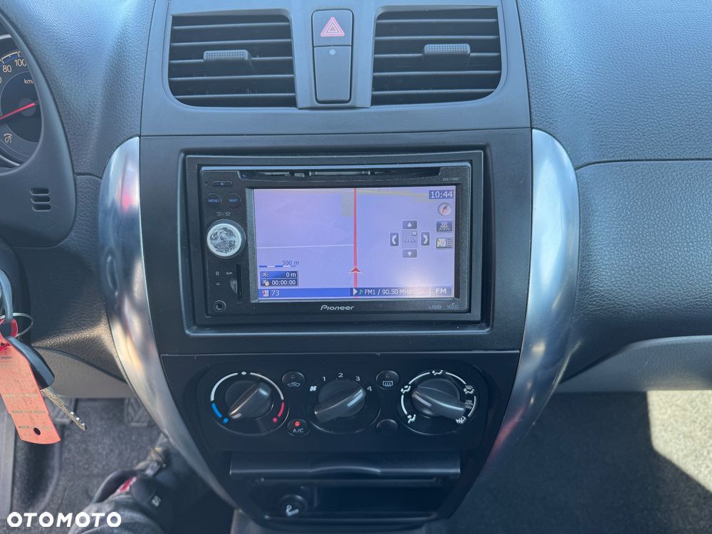 Suzuki SX4 - 20