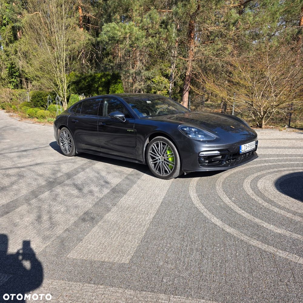 Porsche Panamera Turbo Executive - 1