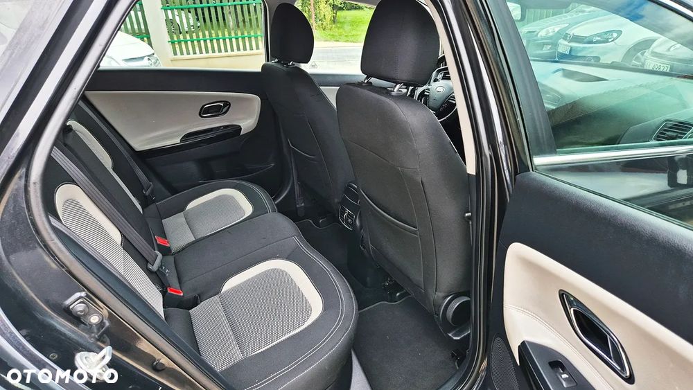 Kia Ceed 1.6 GDI Platinum Edition - 34