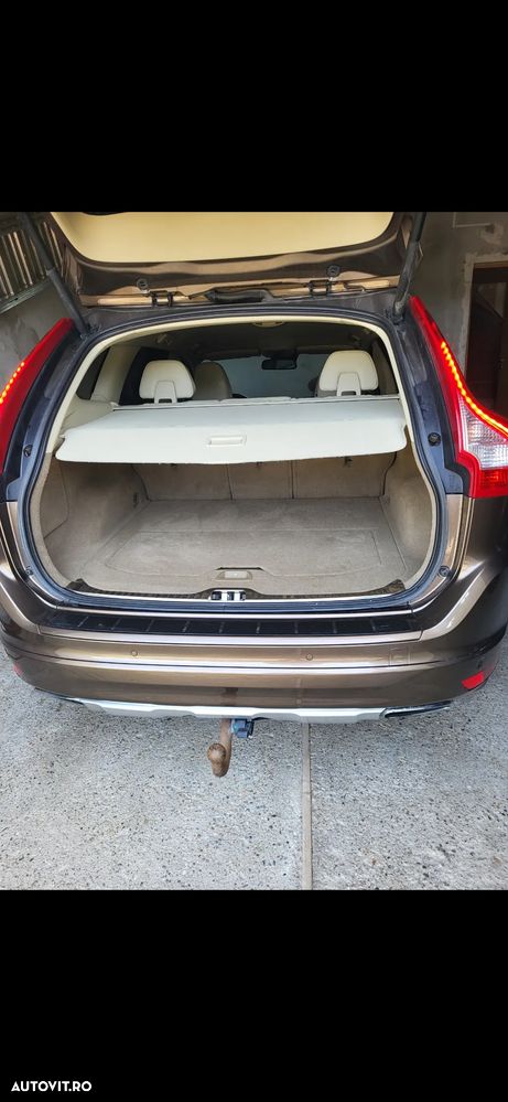 Volvo XC 60 D5 AWD Aut. Summum - 18