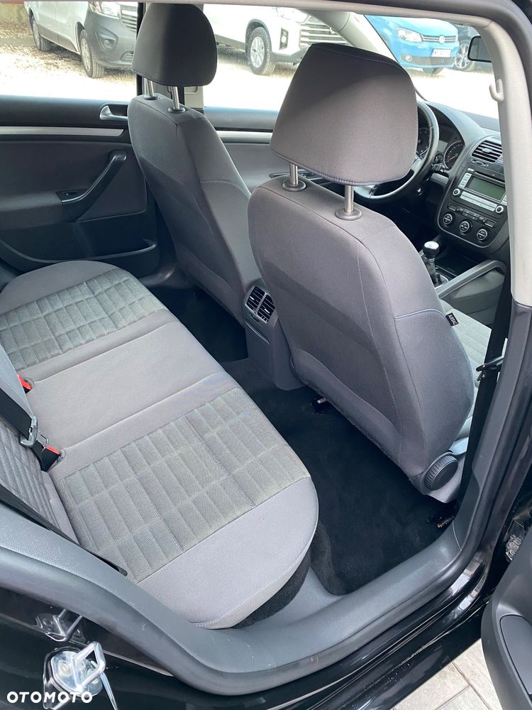 Volkswagen Golf 1.6 United - 23