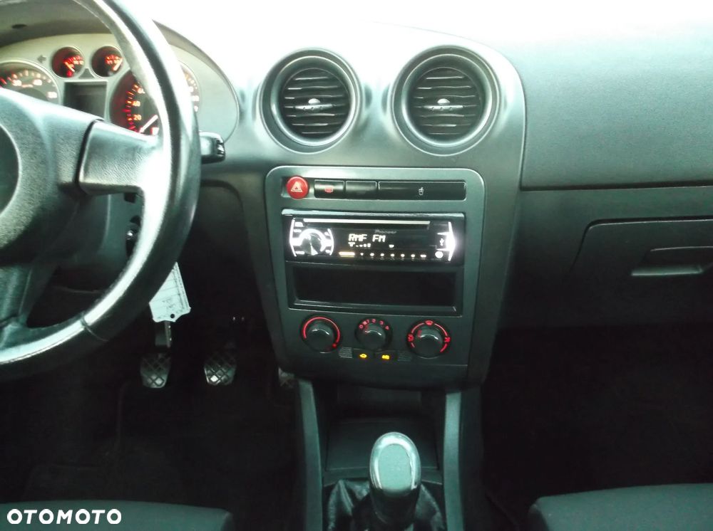 Seat Ibiza 1.4 16V Sport Edition - 13