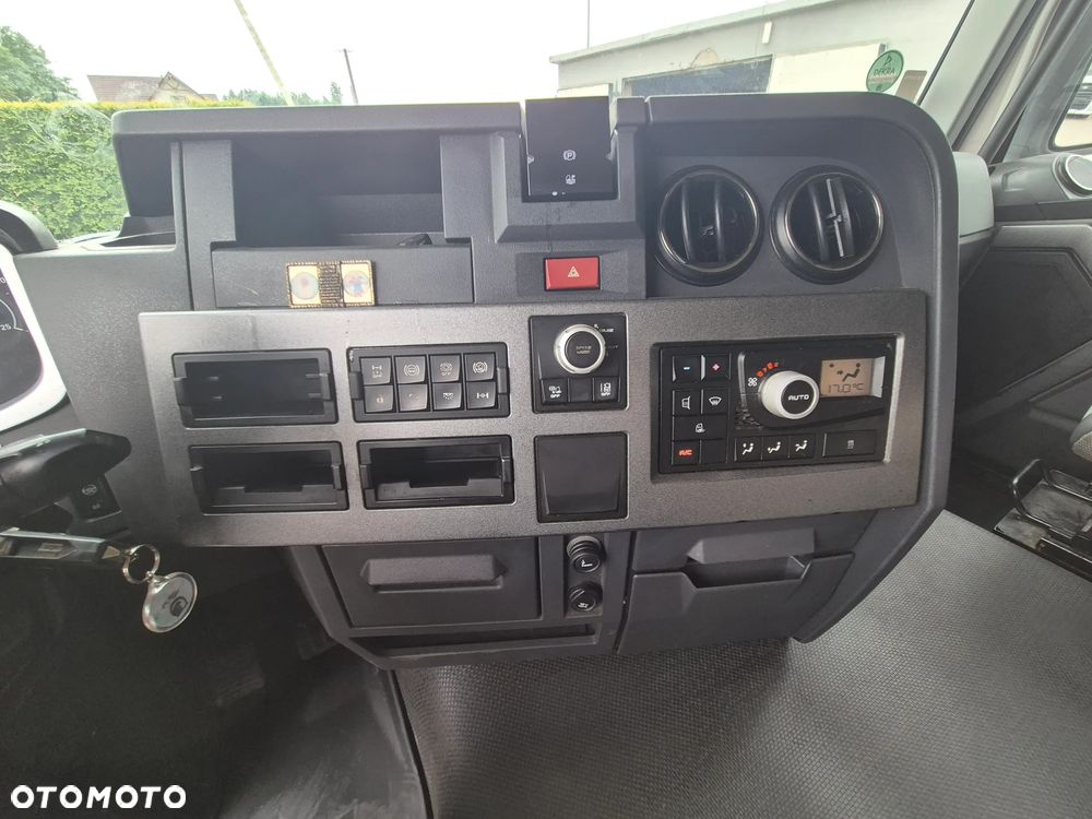 Renault T460 - 10