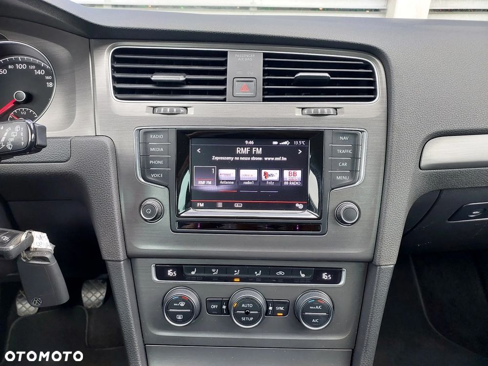 Volkswagen Golf 2.0 BlueTDI Comfortline - 30