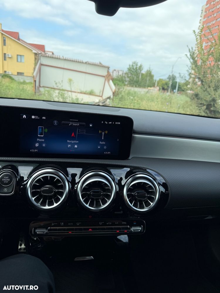 Mercedes-Benz A 220 - 12