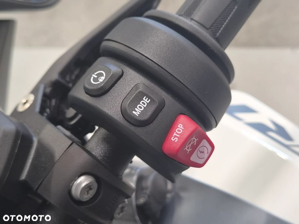 BMW RT - 16