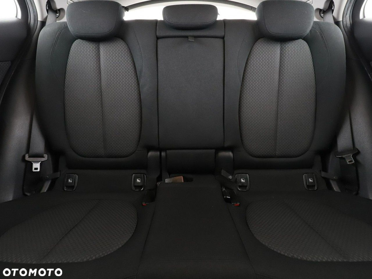 BMW X2 sDrive18d Advantage - 18