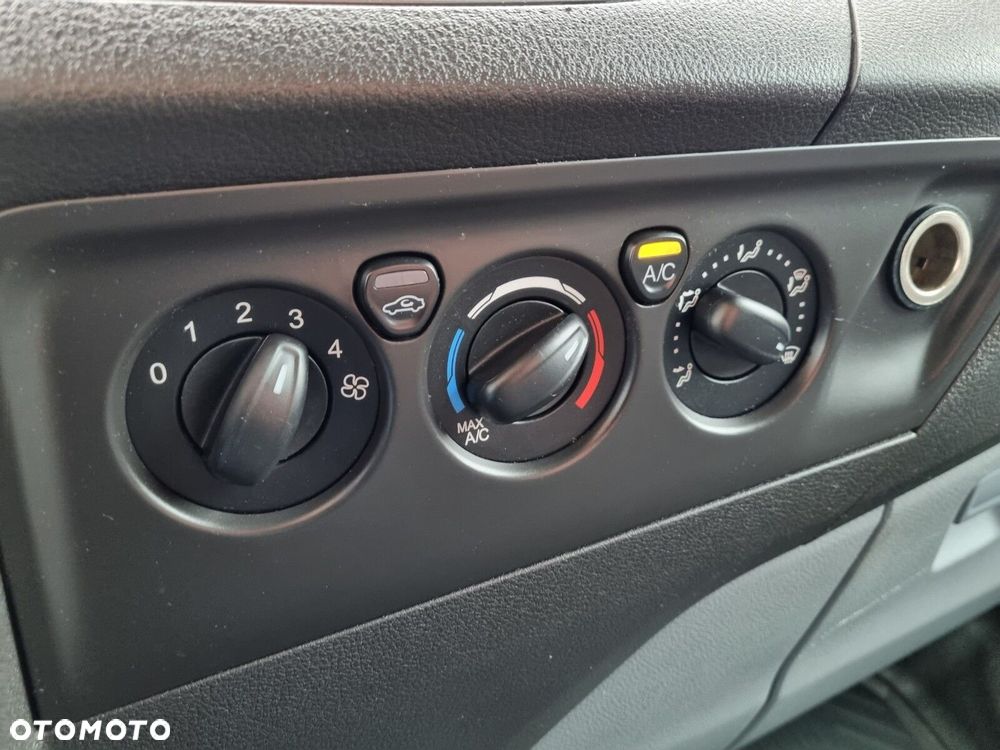 Ford transit-custom Long *39999zł NETTO* 2,0 TdCi/131KM - 26