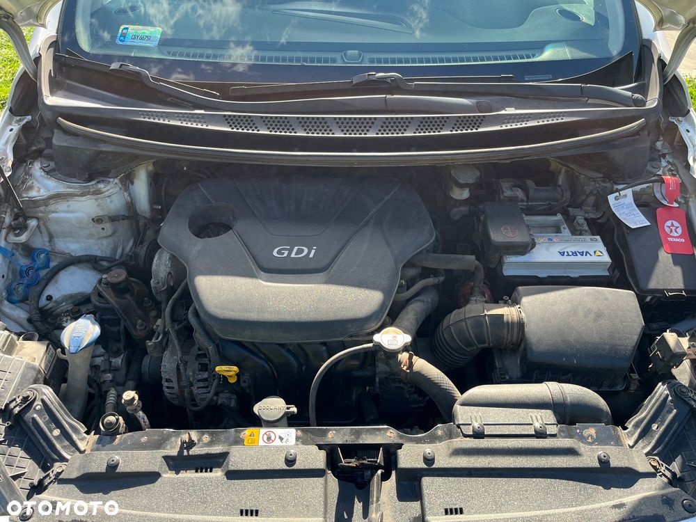 Kia Ceed - 11
