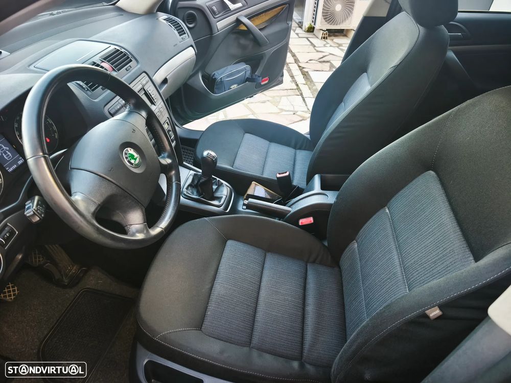 Skoda Octavia Break 1.9 TDi Sportline - 16