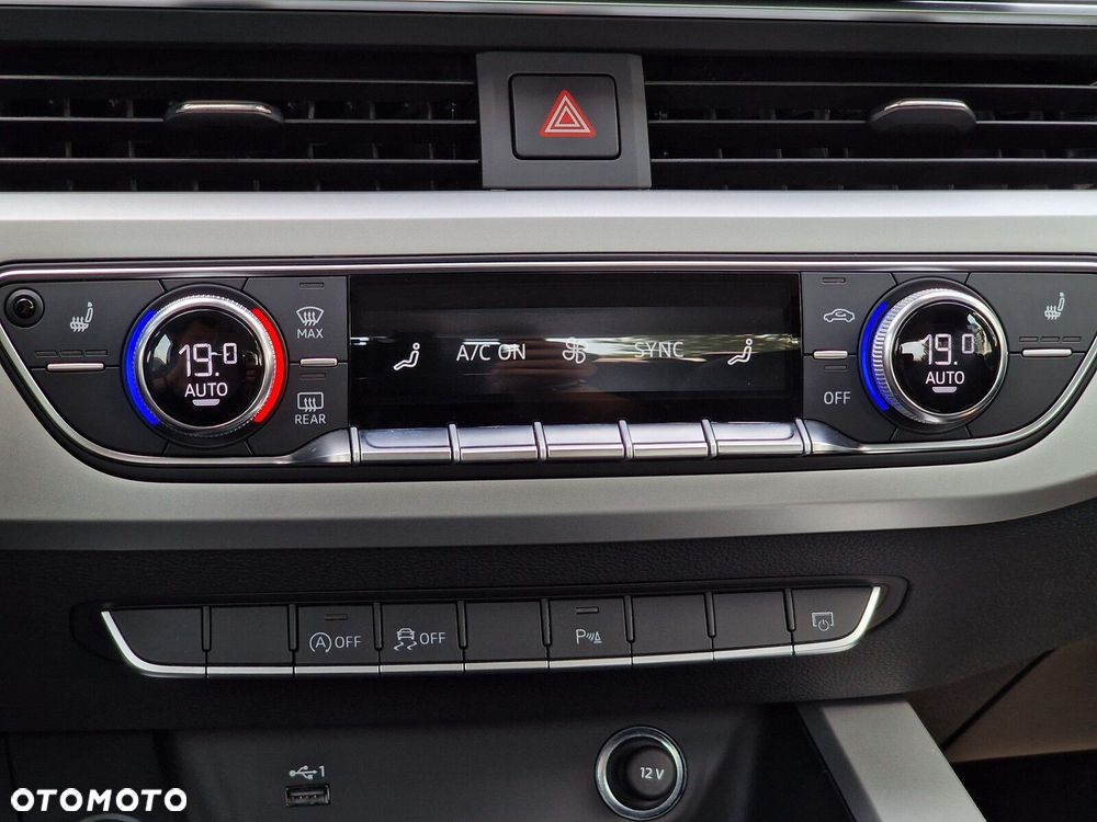 Audi A4 Limousine - 27