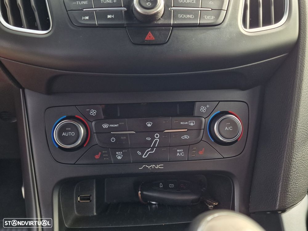 Ford Focus SW 2.0 TDCi ST-2 - 28