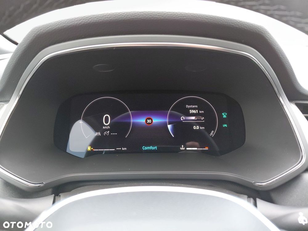 Renault Captur - 10
