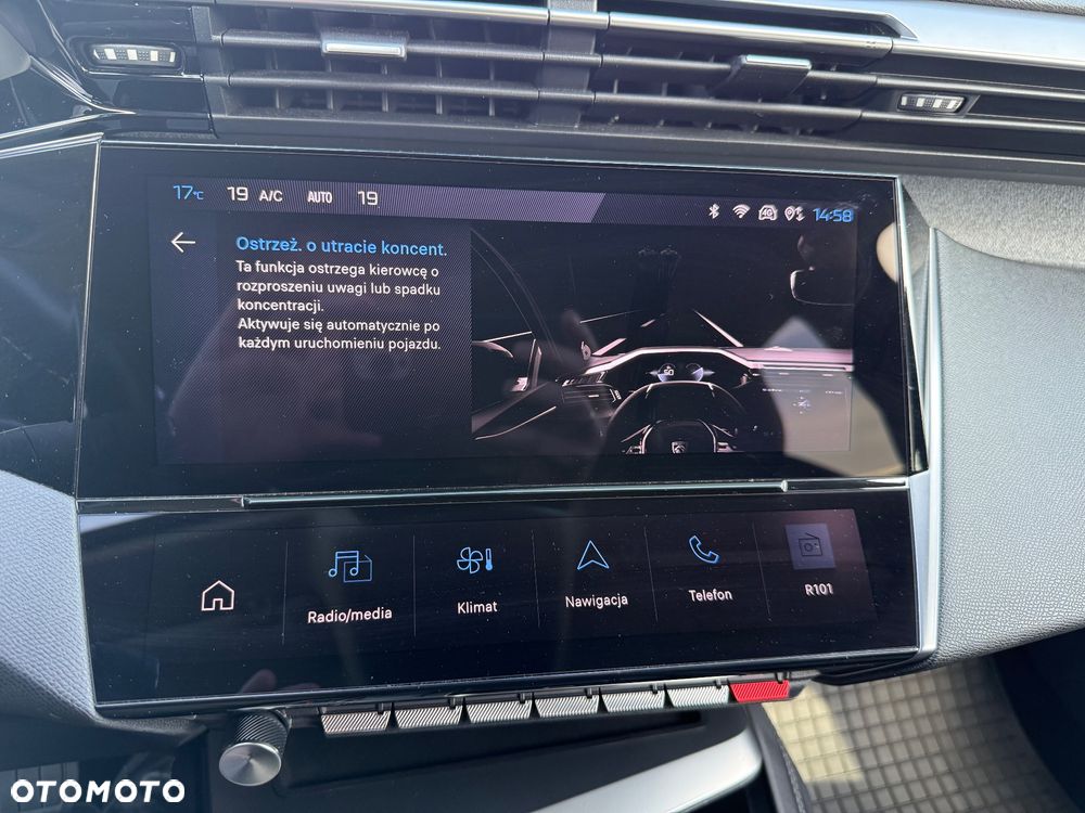 Peugeot 308 1.5 BlueHDi Active Pack Business S&S EAT8 - 36