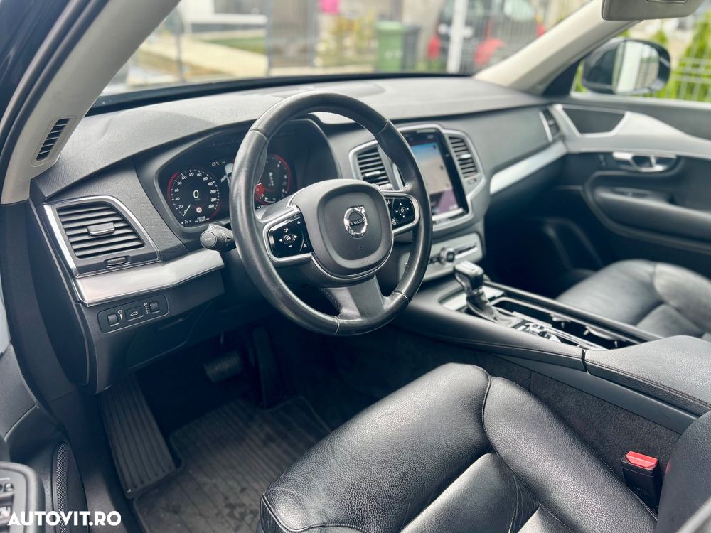 Volvo XC 90 D5 AWD Geartronic Momentum - 14