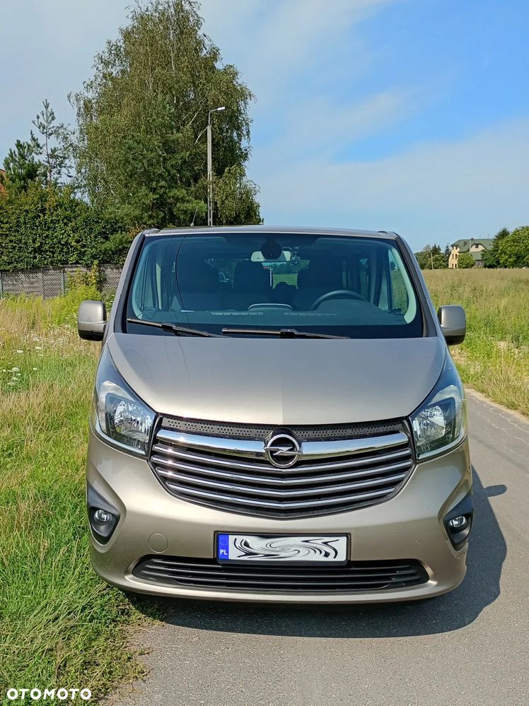 Opel Vivaro - 2