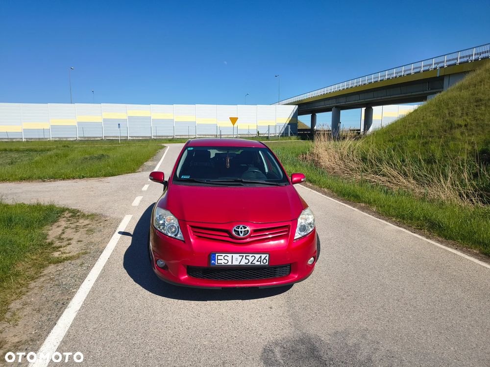Toyota Auris 1.33 VVT-i - 9