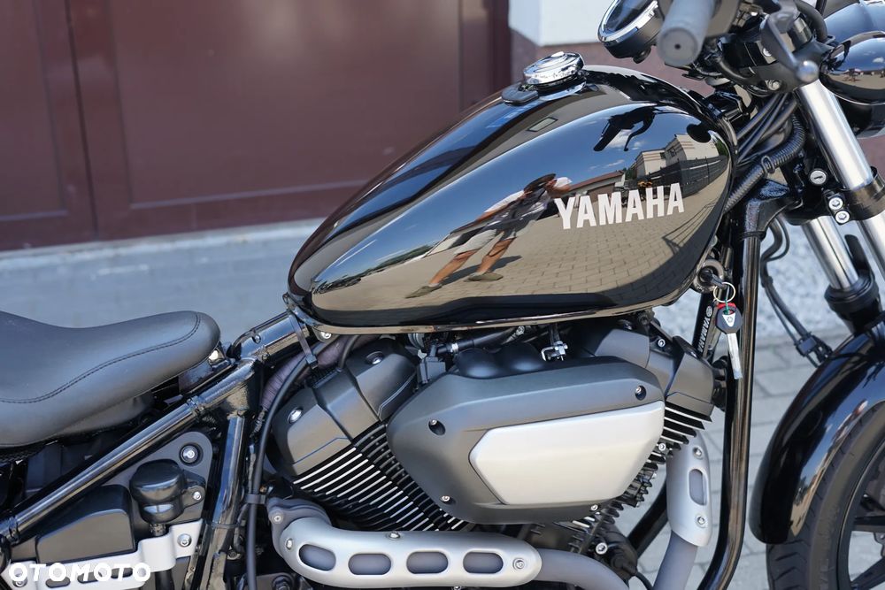 Yamaha XVS - 12