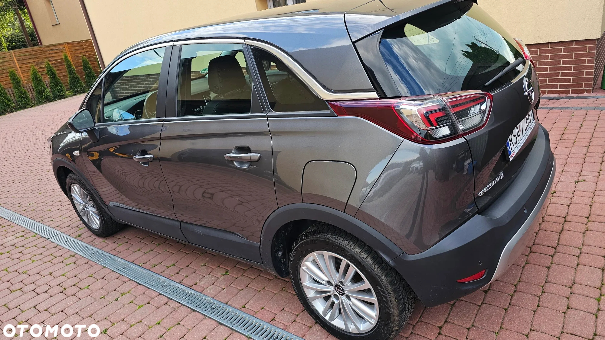 Opel Crossland X - 25