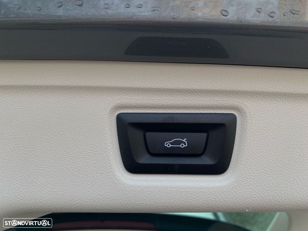 BMW 320 e Auto - 19