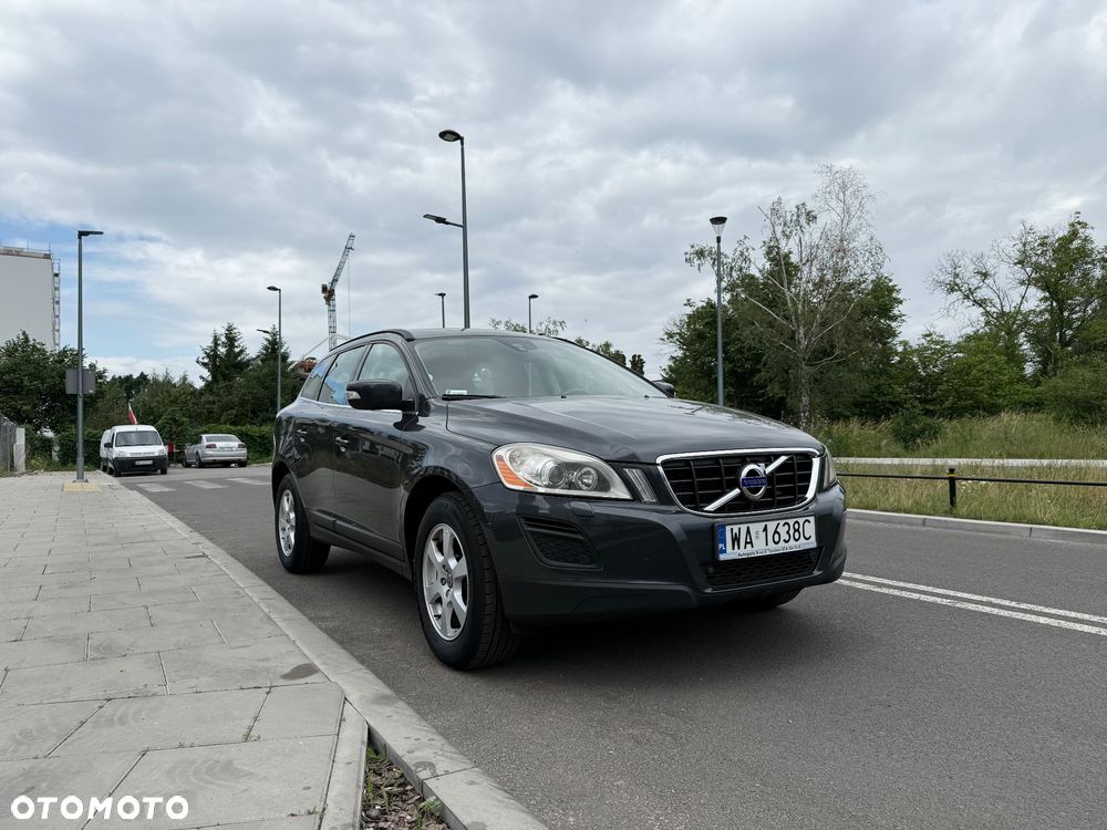 Volvo XC 60 2.4D AWD Momentum - 1