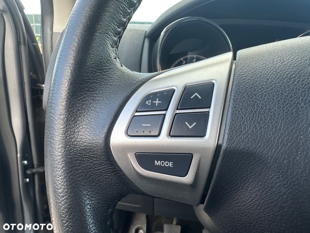 Mitsubishi ASX 1.6 2WD Instyle - 25