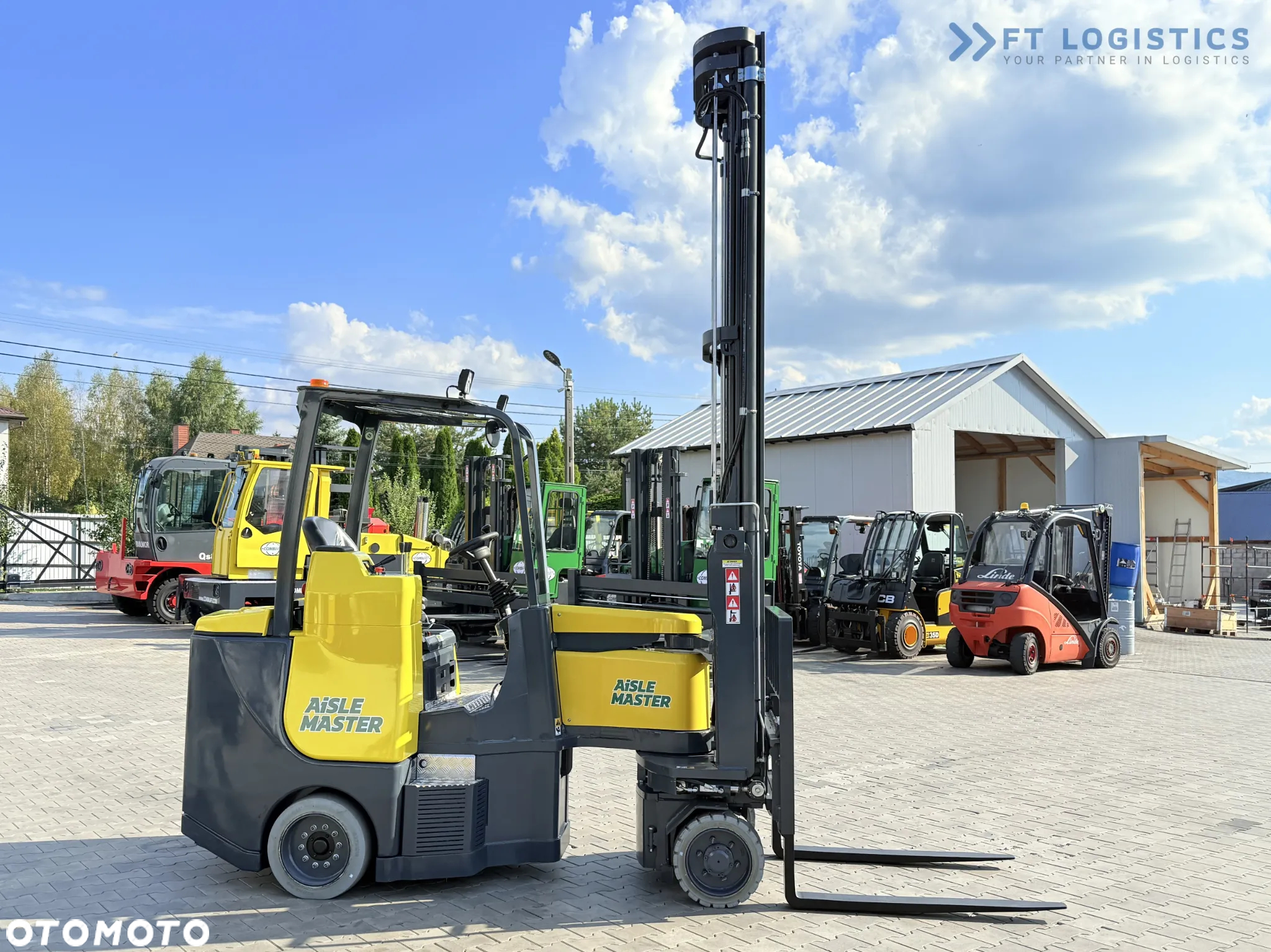Combilift AISLE MASTER 20SHE / PRZEGUBOWY WÓZEK WIDŁOWY / TRIPLEX 8500MM / ELEKTRYCZNY / WOLNY SKOK / PRZESUW WIDEŁ / NOWE OPONY / JEDYNE 1176H / STAN IDEALNY / Szeroka oferta wózków czterokierunkowych i bocznych, dopasowanych do różnorodnych potrzeb i zastosowań - 7