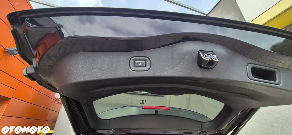 Renault Koleos 2.0 dCi Initiale Paris 4x4 X-Tronic - 16