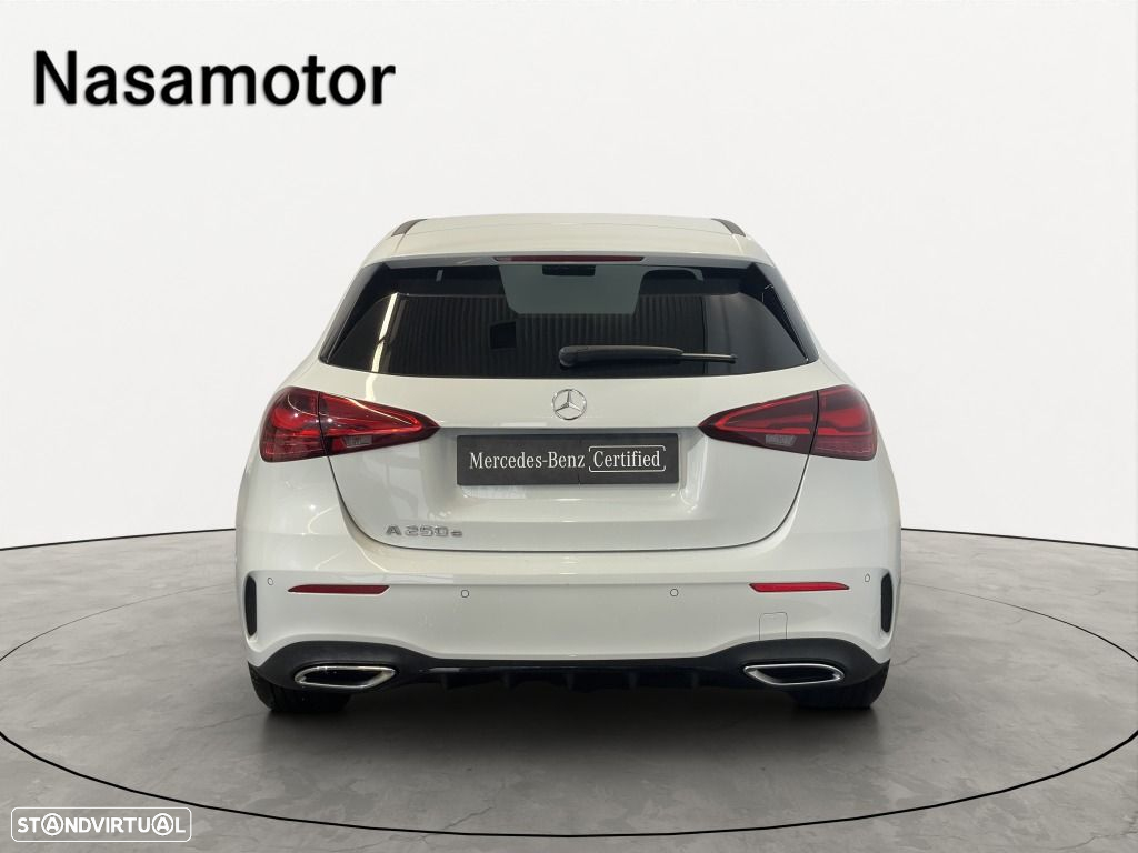 Mercedes-Benz A 250 e - 3