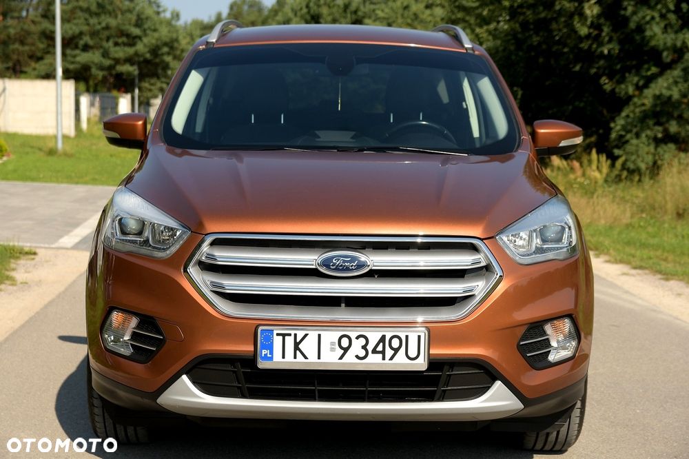 Ford Kuga 2.0 TDCi 2x4 Titanium - 2